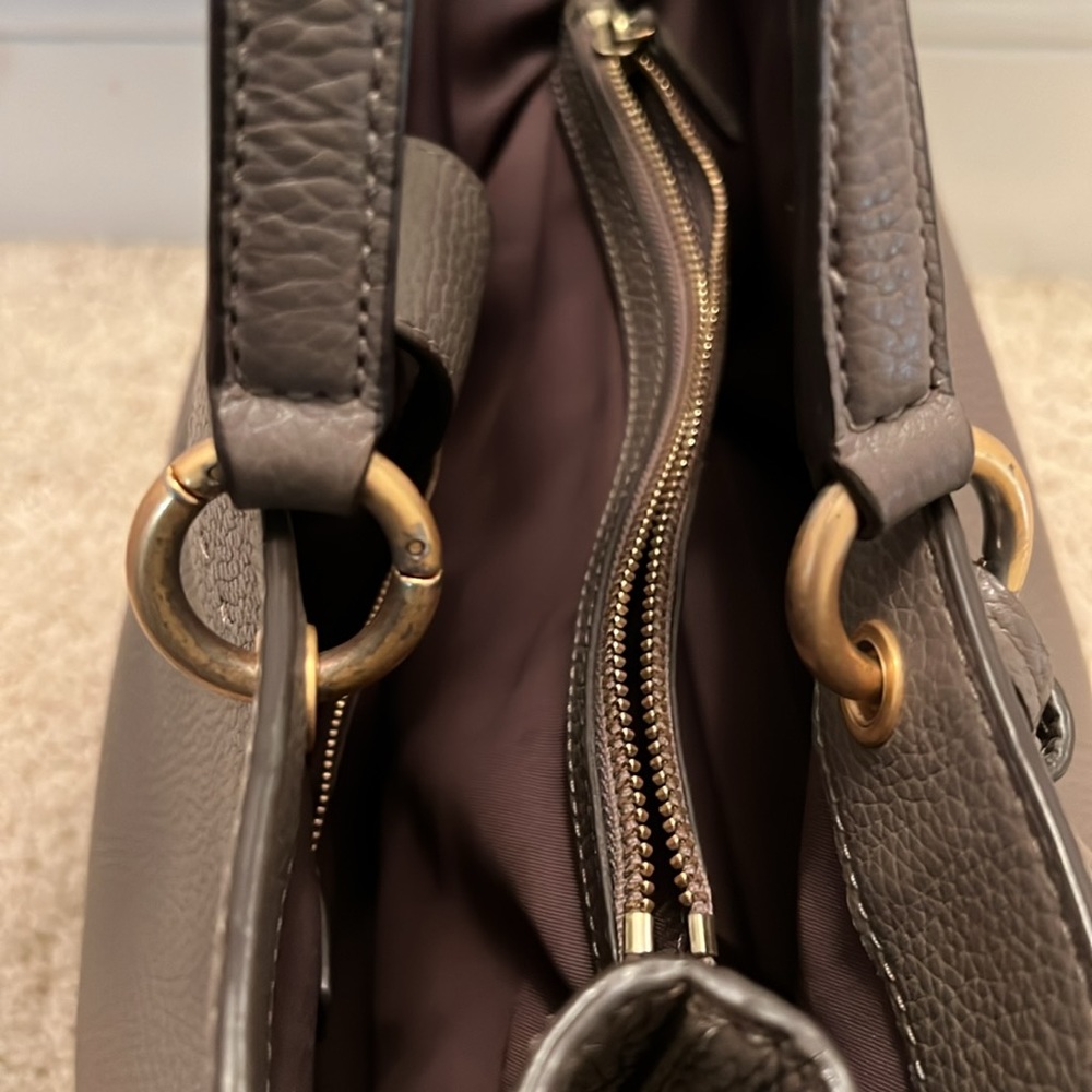 Tory Burch Mcgraw Triple Compartment Leather Bag - Picture 8 of 11